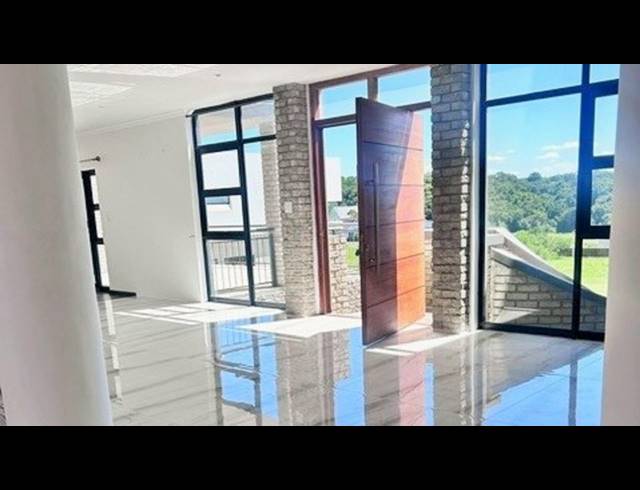 3 BEDROOM HOUSE FOR SALE IN ROYALSTON RESIDENTIAL ESTATE & WILDLIFE RESERVE